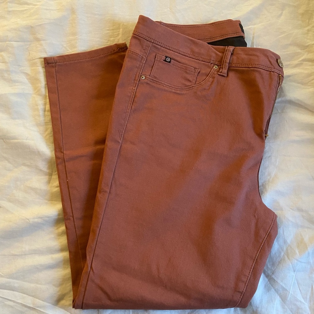 Red Minimalist Jegging